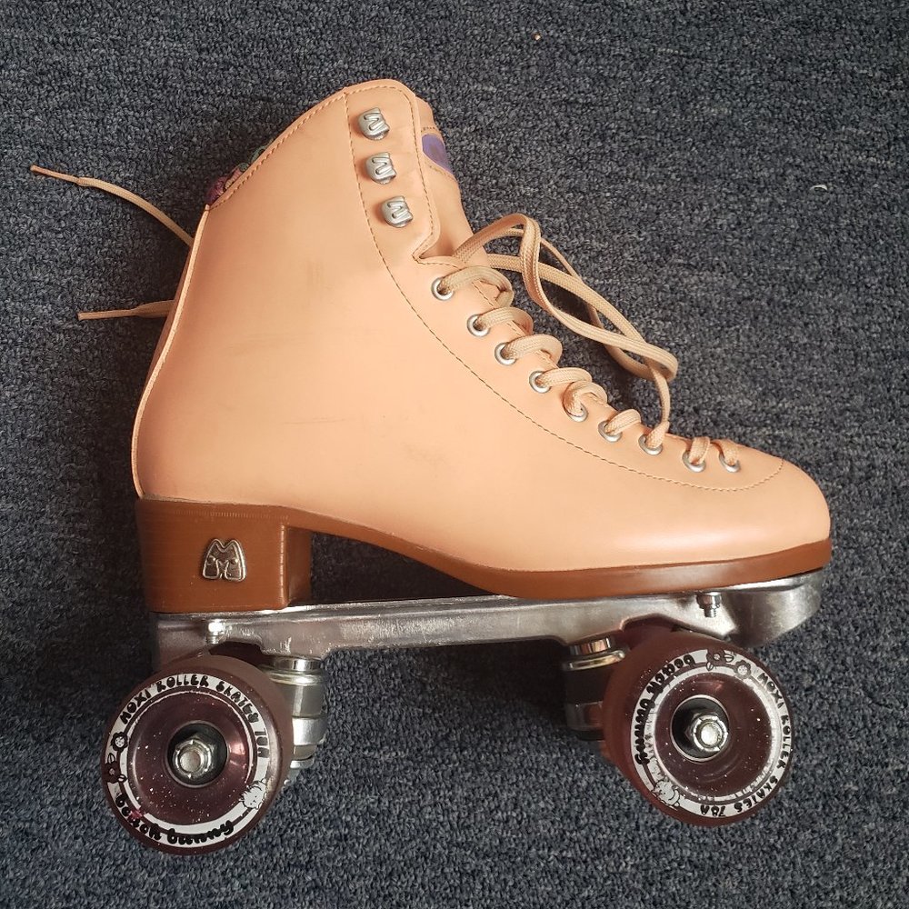 (USED) MOXI BEACH BUNNY PEACH BLANKET SIZE 7